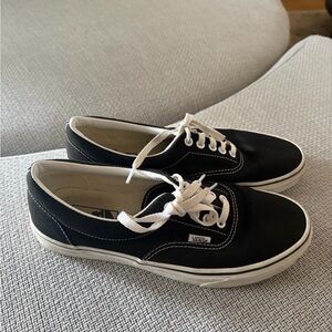 Vans Men's Black and White Canvas Sneakers